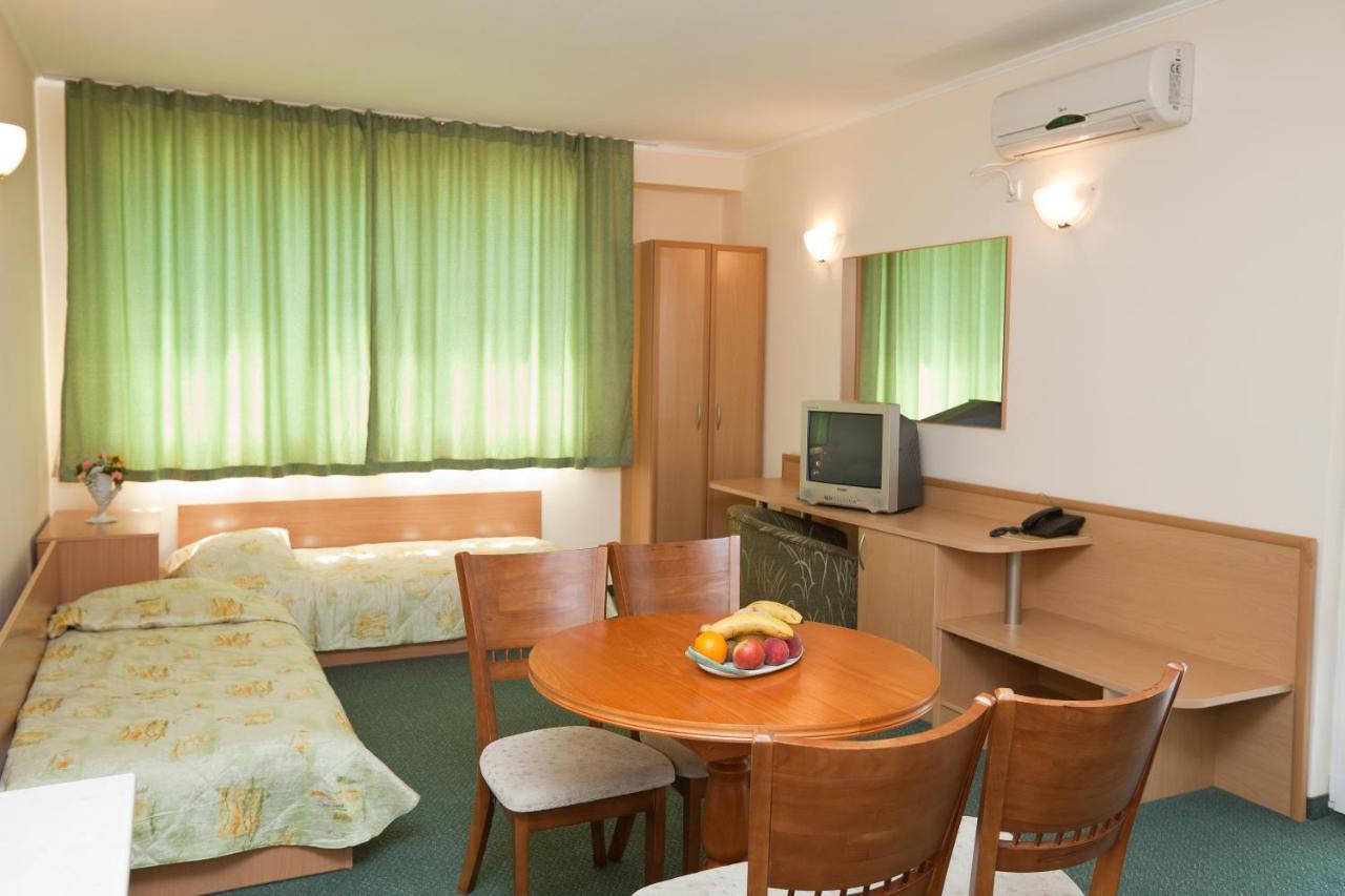 Guest Apartments Co Morenia Sunny Beach Exterior photo