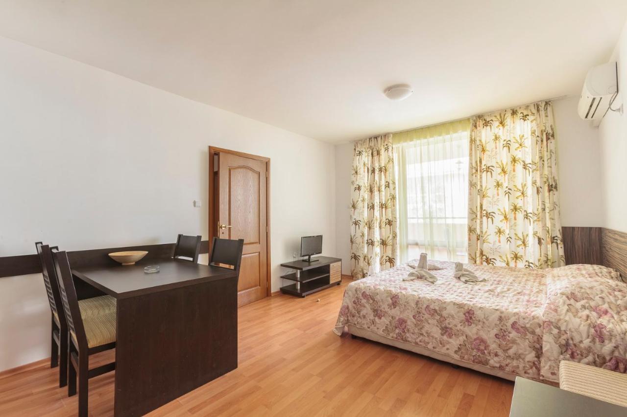Guest Apartments Co Morenia Sunny Beach Exterior photo